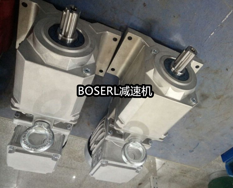 1666666461197034.jpg 齒輪減速電機(jī)一體機(jī)